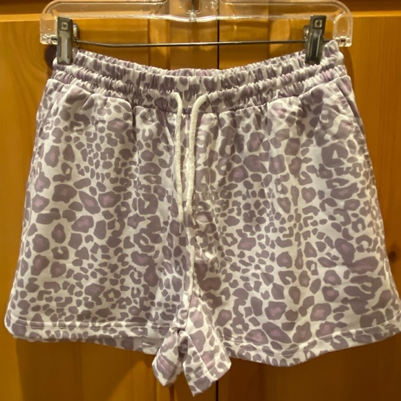 NWT Club Moda size large shorts purple leopard/cheetah animal print - Picture 1 of 4